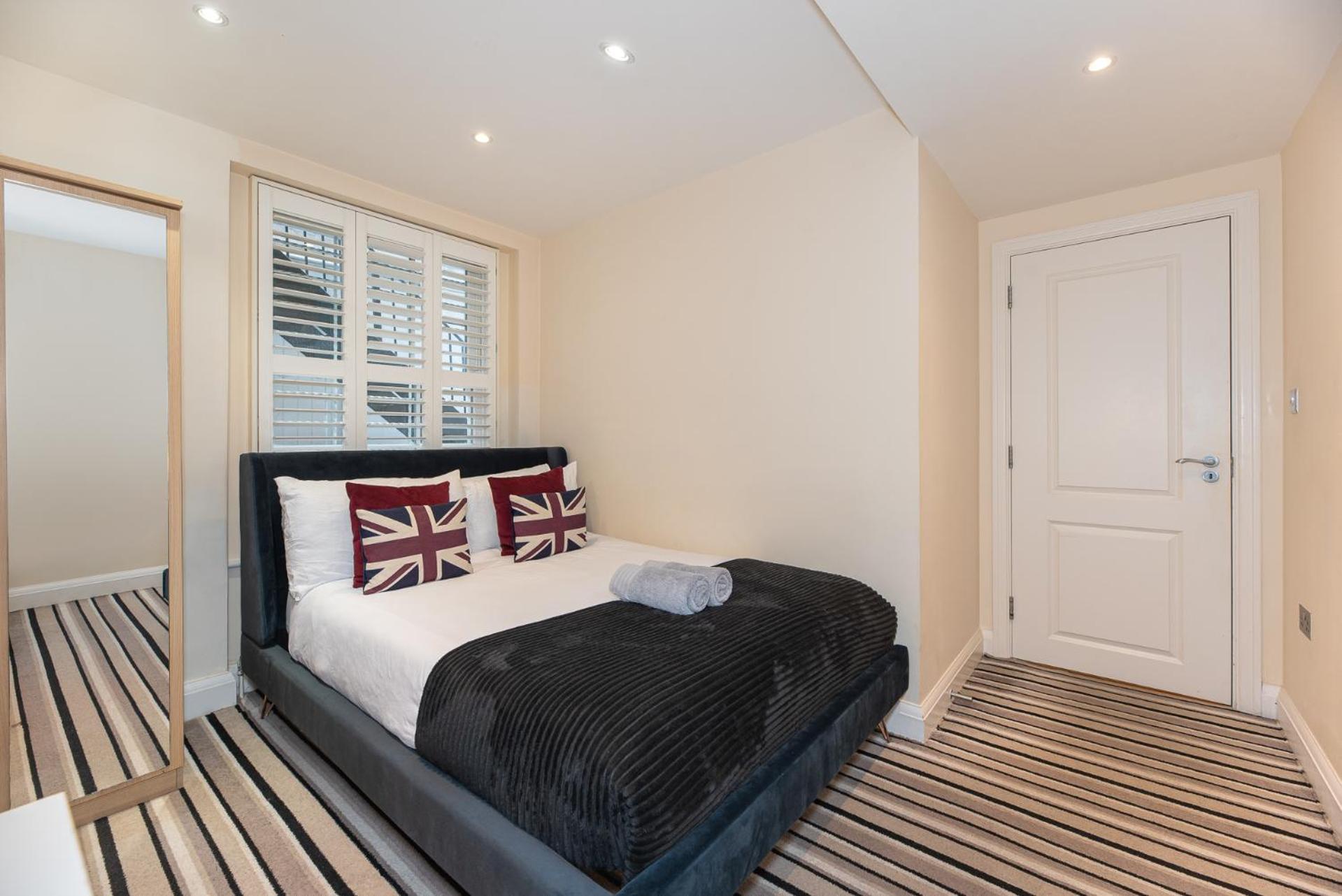 3 Bedroom Apartment With Private Terrace In Pimlico, Westminster, Victoria London Luaran gambar