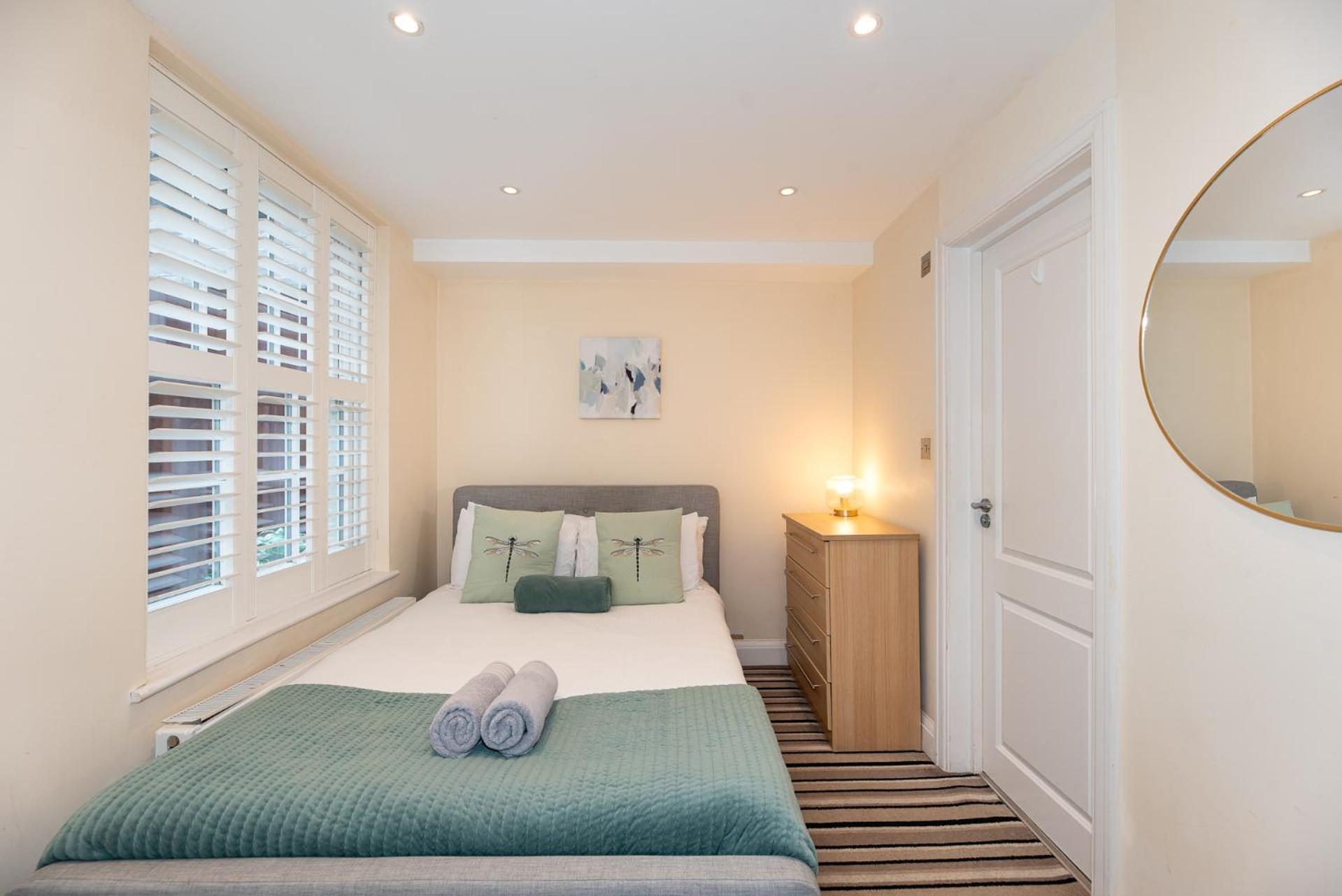3 Bedroom Apartment With Private Terrace In Pimlico, Westminster, Victoria London Luaran gambar