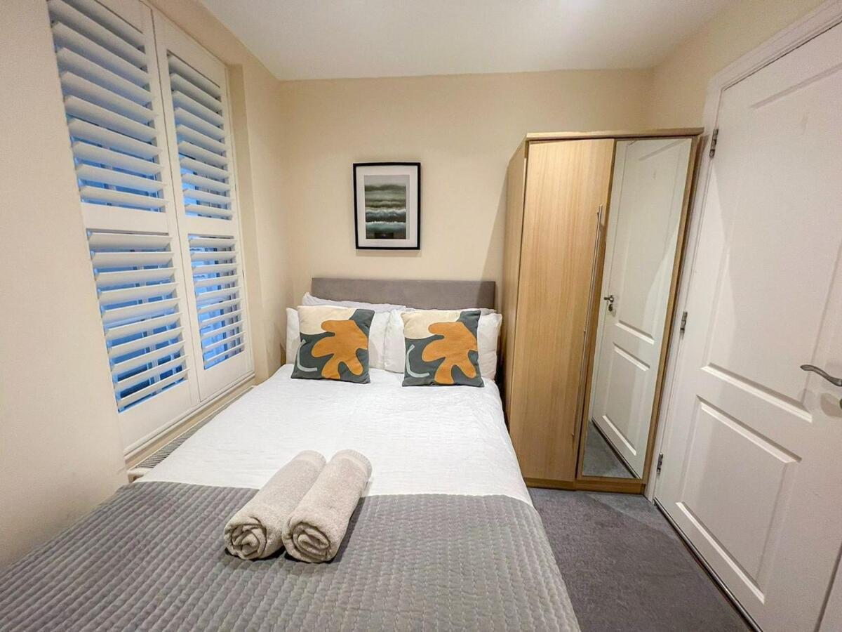3 Bedroom Apartment With Private Terrace In Pimlico, Westminster, Victoria London Luaran gambar