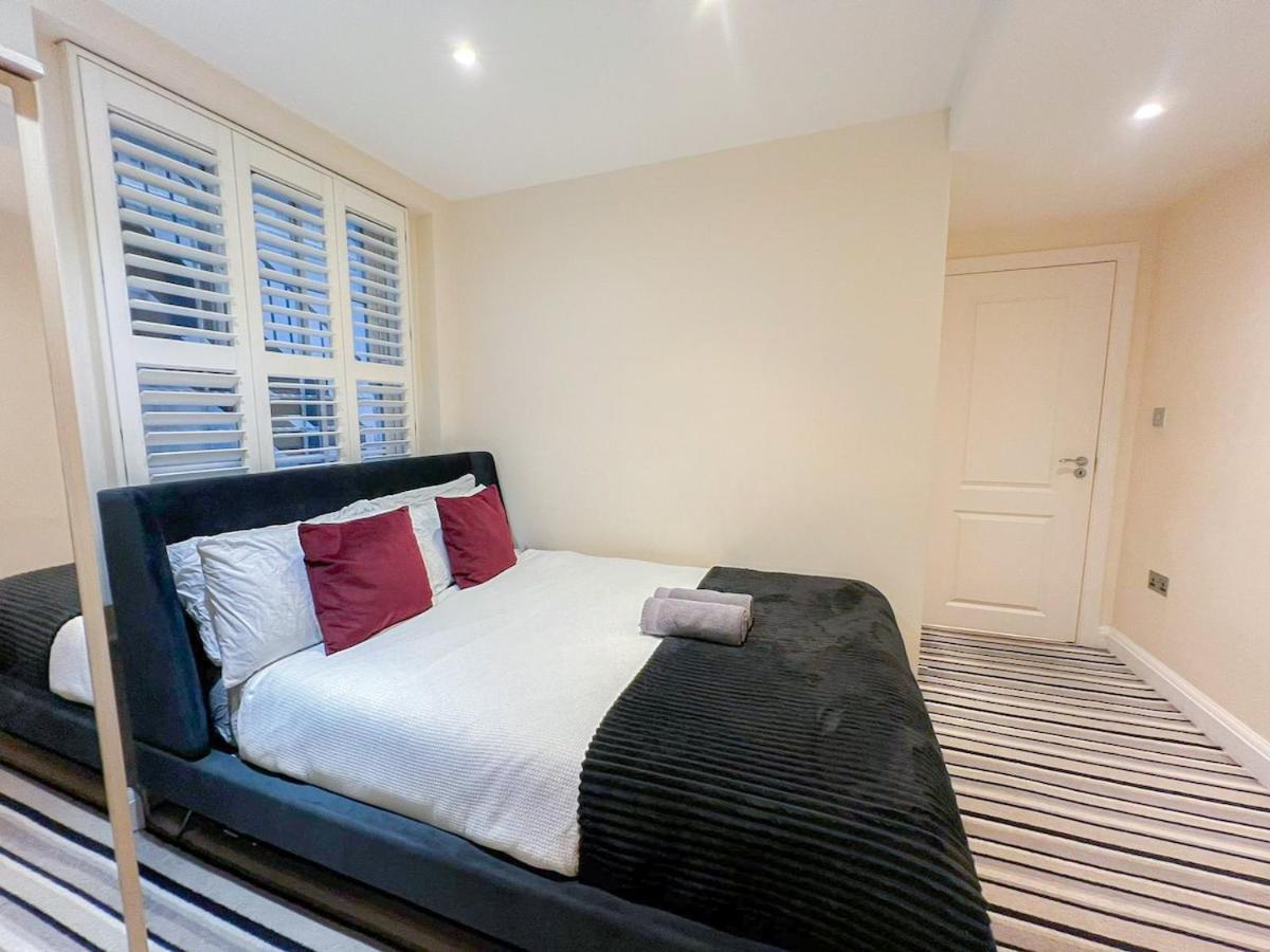 3 Bedroom Apartment With Private Terrace In Pimlico, Westminster, Victoria London Luaran gambar