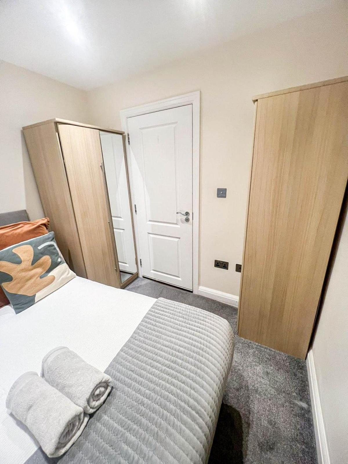 3 Bedroom Apartment With Private Terrace In Pimlico, Westminster, Victoria London Luaran gambar