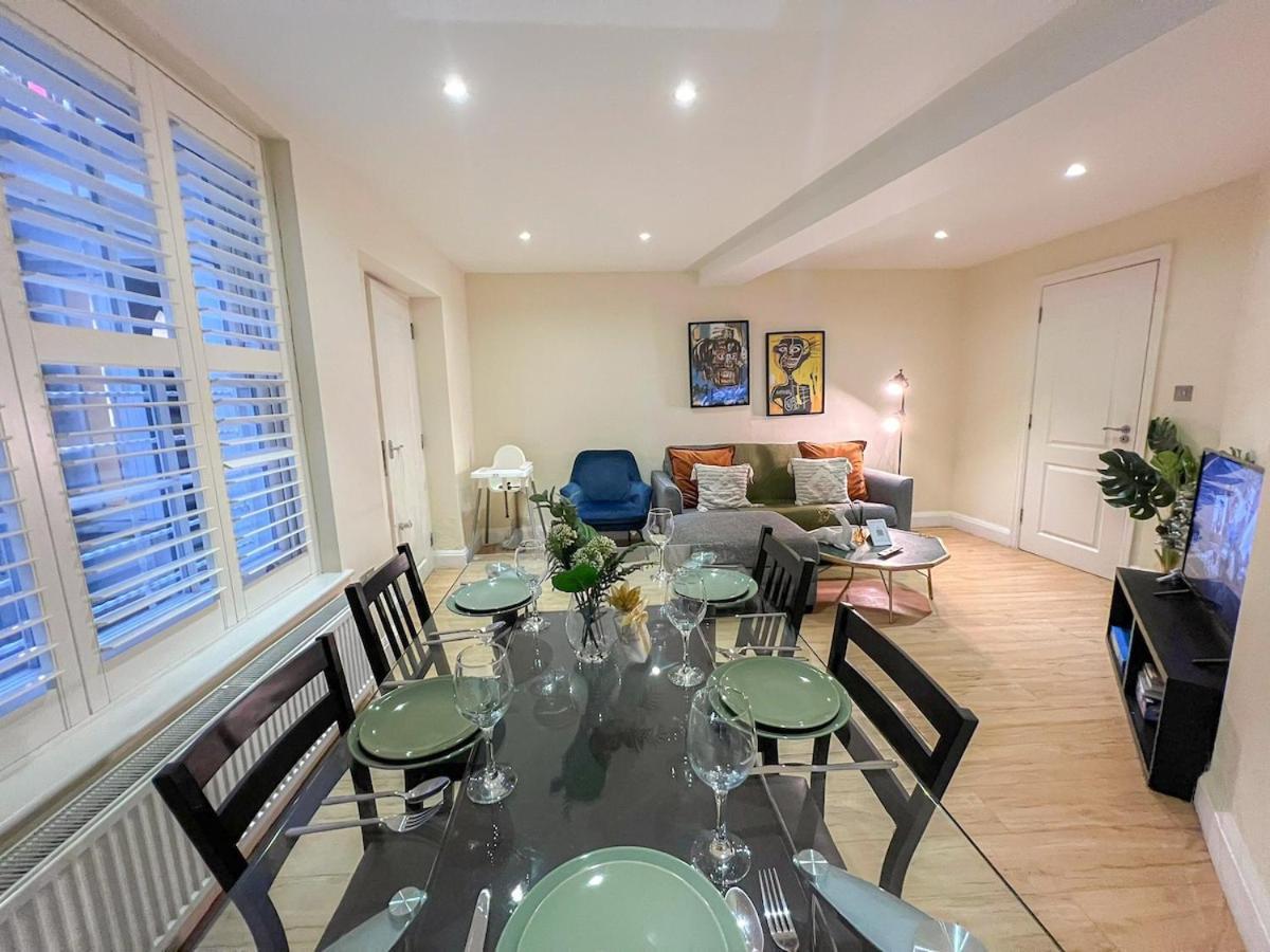 3 Bedroom Apartment With Private Terrace In Pimlico, Westminster, Victoria London Luaran gambar